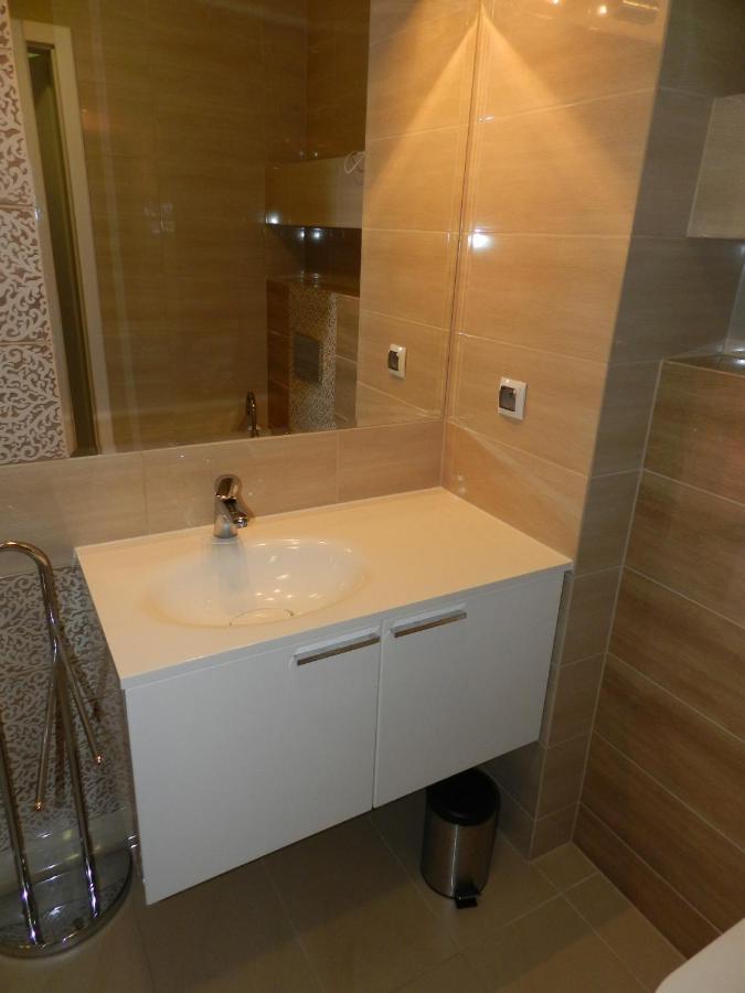 Apartament Caloroczny Blizej Morza Kołobrzeg Kültér fotó